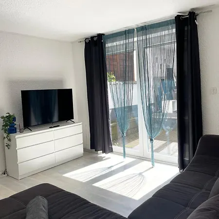 Renoviertes Haus In Fuer 8 Gaeste شقة Ochtendung