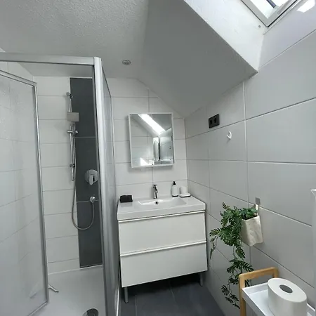 شقة Renoviertes Haus In Fuer 8 Gaeste *