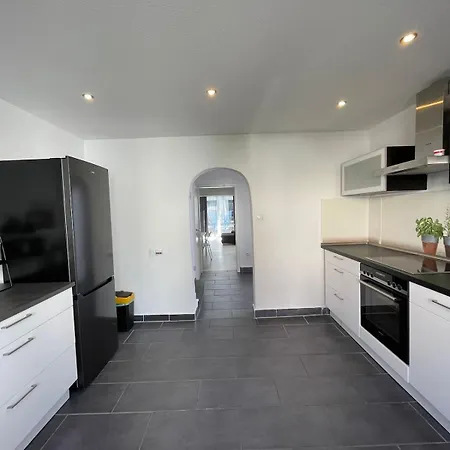 Renoviertes Haus In Fuer 8 Gaeste Ochtendung